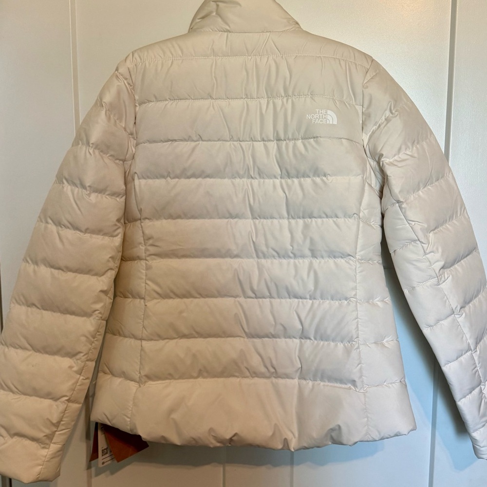 The North Face Aconcagua 3 Women’s M Puffer Jacket White Dune NWT (Some Makeup) - Picture 10 of 10